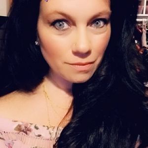 Meet your Posher, Lea